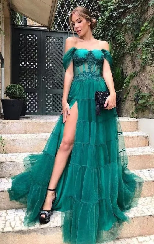 Evening dress with flared skirt-Off Shoulder Prom Dresses Slit with Appliques Beads