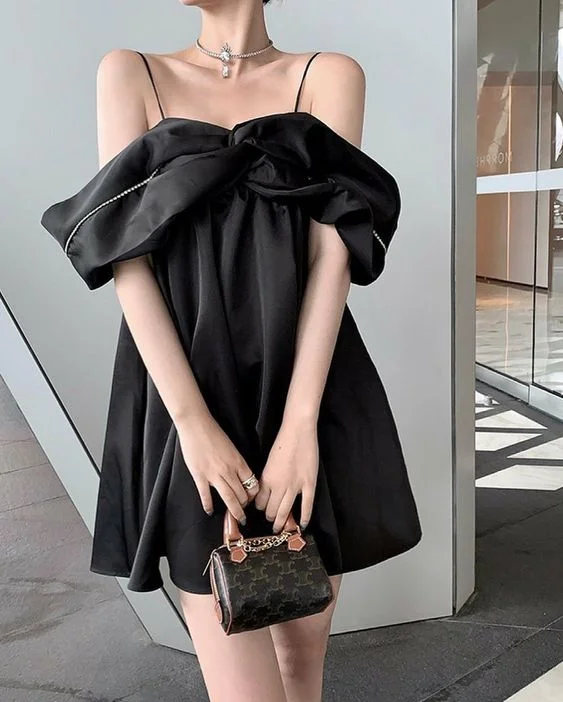 Pleated cocktail dress-Fitted Little Black Hoco Party Dress Off Shoulder Homecoming Dress    S2868