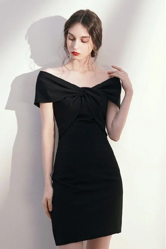 Plunging neckline cocktail dress-Fitted Little Black Hoco Party Dress Off Shoulder with V Back      S2867